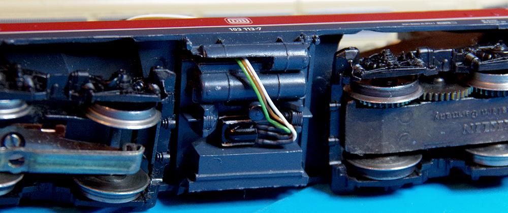 Umbau E103 - IR-Empfänger montiert